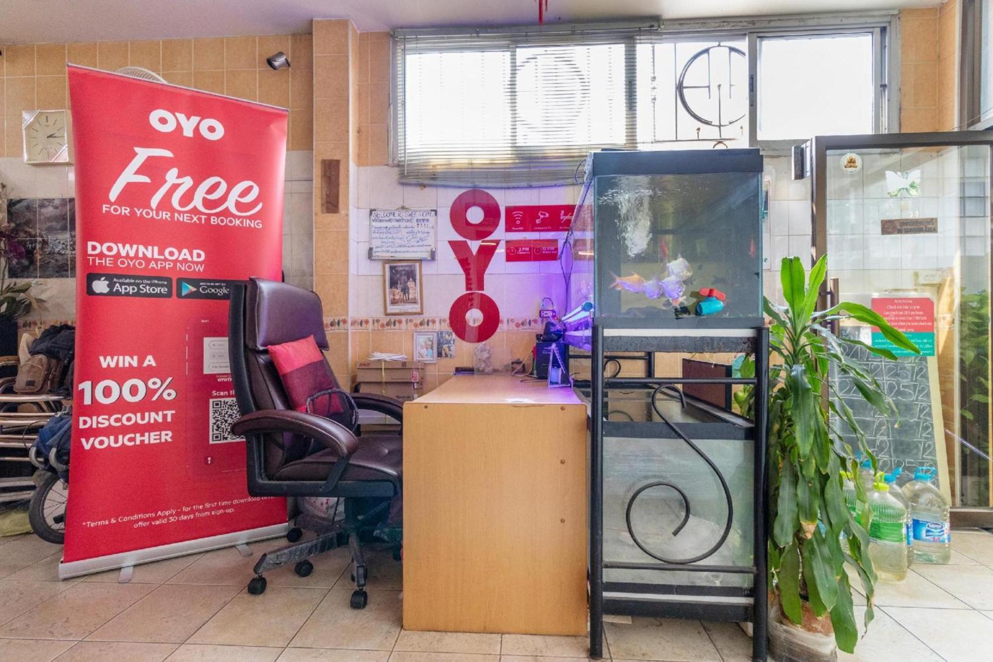 Oyo 583 Sweethome होटल Bangkok